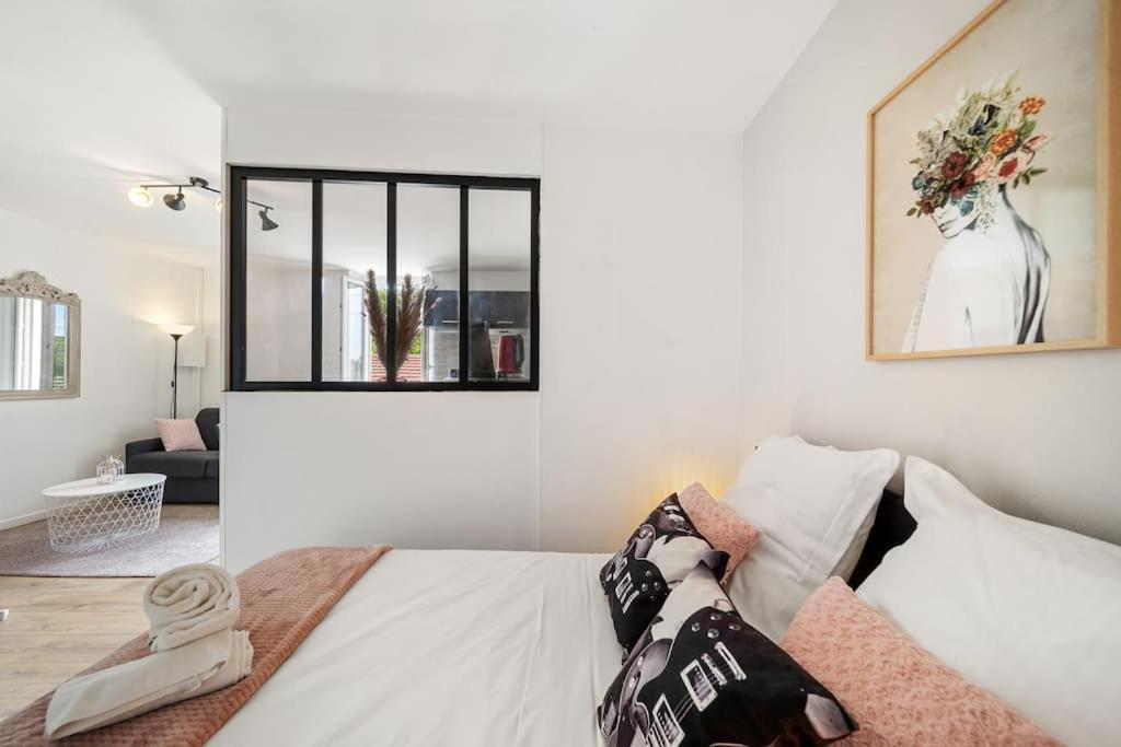 La Vie En Rose, Studio Cv Beaune ボーヌ エクステリア 写真
